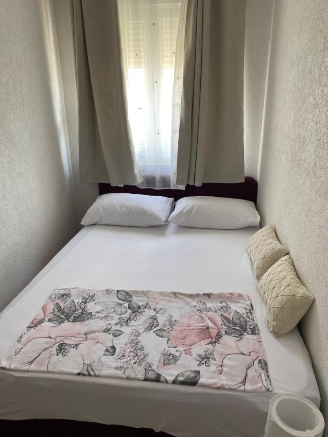 Apartment Miana Trogir Eksteriør billede